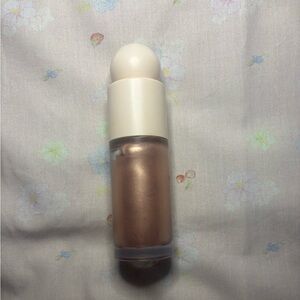 Rare Beauty Liquid Highlighter